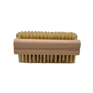 Cepillo de uñas de madera