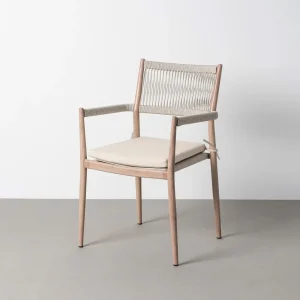 Silla Tahora exterior