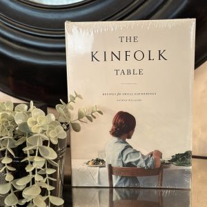 KINFOLK Table